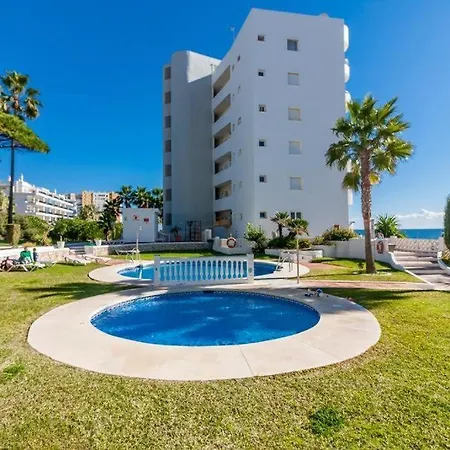 Oceanfront Residency Calahonda Apartament
